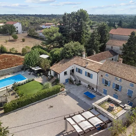 Scuola Roveria * Juršići