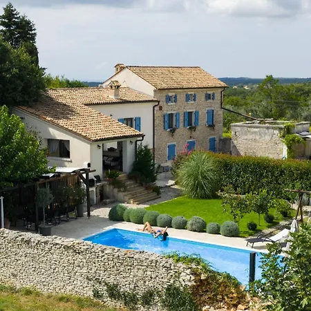 Scuola Roveria Villa